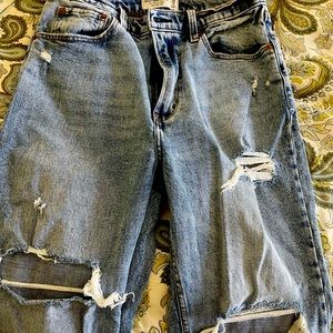 Abercrombie & Fitch the ankle straight ultra high rise Jean